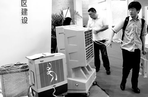 穩(wěn)力 天津 環(huán)?？萍枷盗挟a(chǎn)品亮相京城展會(huì) 圖