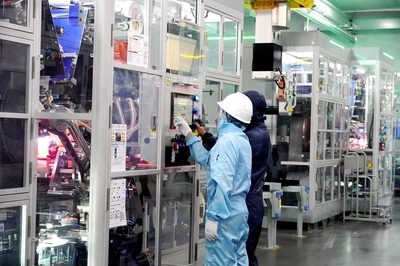 宜昌楚能三號工廠產(chǎn)品正式量產(chǎn)下線，一期項(xiàng)目全面建成量產(chǎn)